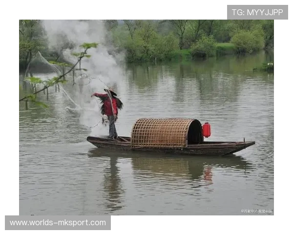 乌篷船载全明星队员抵绍兴 垒球与黄酒文化水乡交融 乌篷船载全明星队员抵绍兴 垒球与黄酒文化水乡交融