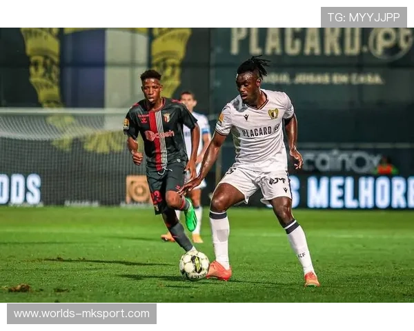 戴维球衣撕裂仍破门，圣吉罗斯联合5-1大胜展现韧性