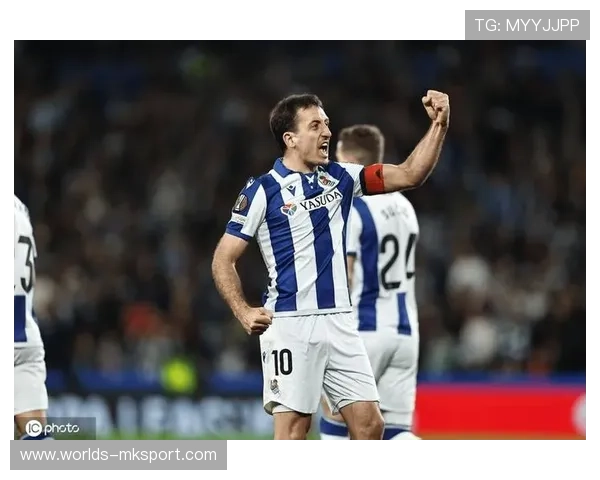 皇家社会门德斯点射锁定胜局,少一人作战展现防守纪律性 皇家社会门德斯点射锁定胜局,少一人作战展现防守纪律性